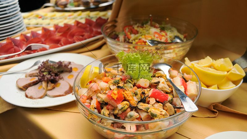 火锅底料500克与1千克：容量差异背后的考量**