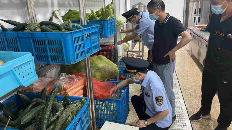 预制菜的包装材质主要分为以下几类：
