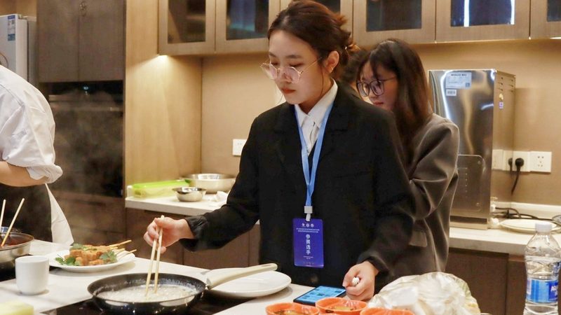干锅底料与火锅底料：揭秘两者间的微妙差异